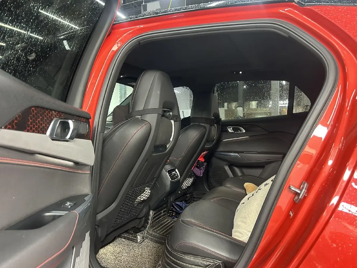 2018 Toyota C-HR 2.0L 171HP L4 CVT,autocango,china used car exporter,china ev exporter,chinese used car exporter,chinese used ev exporter