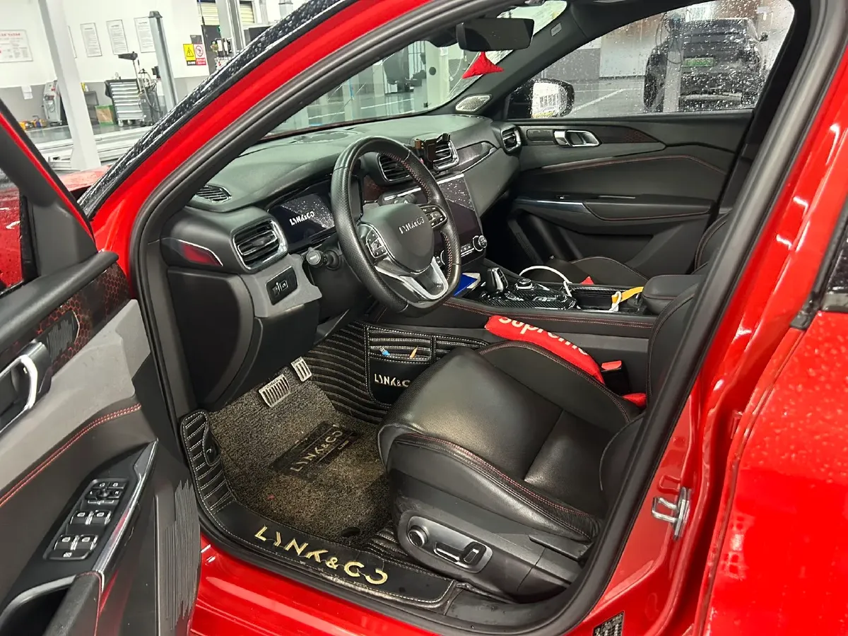 2018 Toyota C-HR 2.0L 171HP L4 CVT,autocango,china used car exporter,china ev exporter,chinese used car exporter,chinese used ev exporter