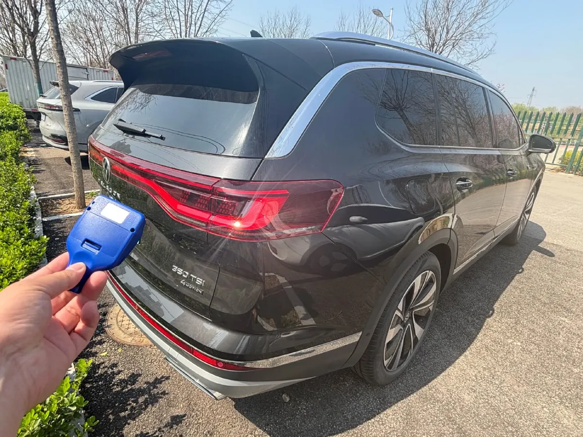 2023 Volkswagen Talagon 2.0T 220HP L4 7DCT,autocango,china used car exporter,china ev exporter,chinese used car exporter,chinese used ev exporter