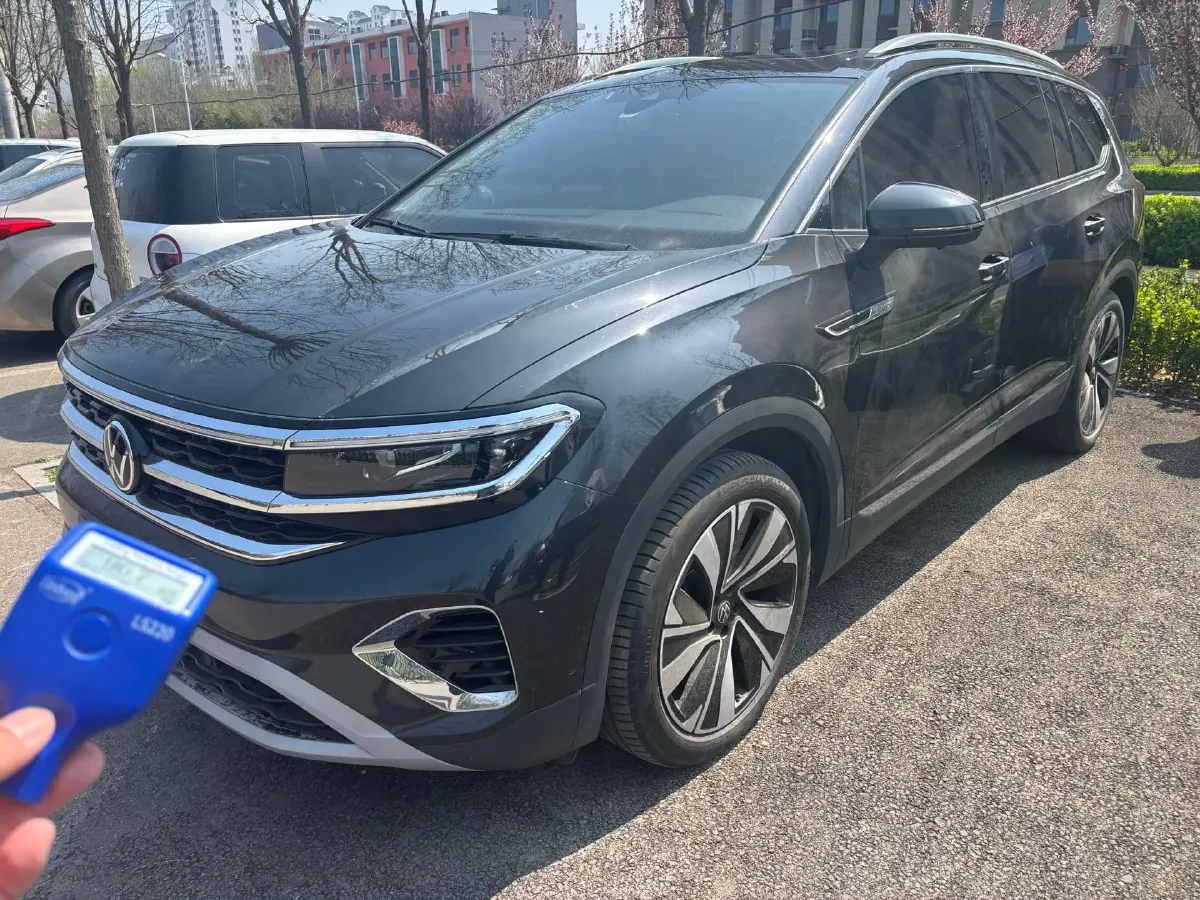 2023 Volkswagen Talagon 2.0T 220HP L4 7DCT,autocango,china used car exporter,china ev exporter,chinese used car exporter,chinese used ev exporter