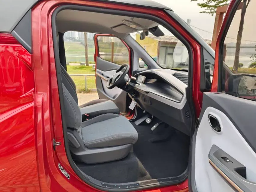 2018 BaoJun E200 BEV 22KWH,autocango,china used car exporter,china ev exporter,chinese used car exporter,chinese used ev exporter