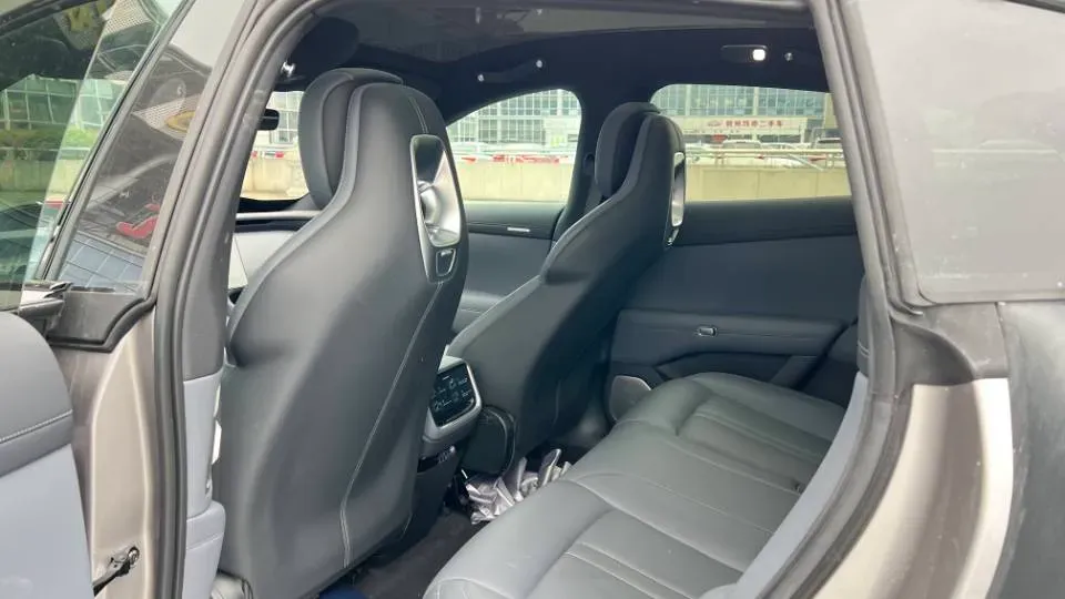 2025 MI YU7 BEV,autocango,china used car exporter,china ev exporter,chinese used car exporter,chinese used ev exporter