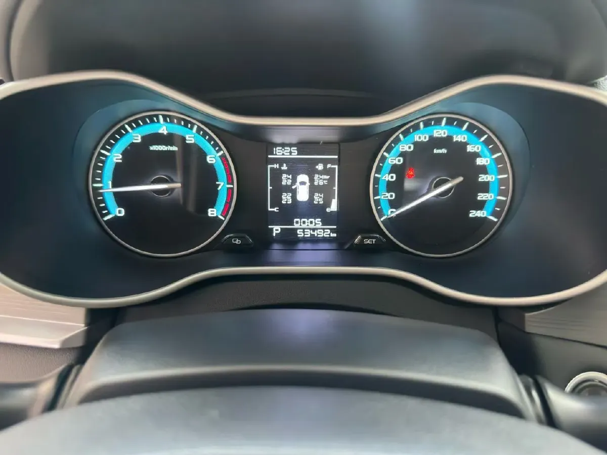 2021 Geely Emgrand 1.5L 109HP L4 CVT,autocango,china used car exporter,china ev exporter,chinese used car exporter,chinese used ev exporter