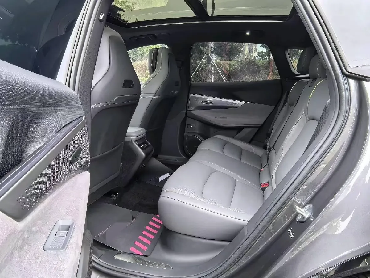 2025 LYNK&CO 08 EM-P 1.5T 163HP L4 3DHT PHEV 39.6/39.8KWH,autocango,china used car exporter,china ev exporter,chinese used car exporter,chinese used ev exporter