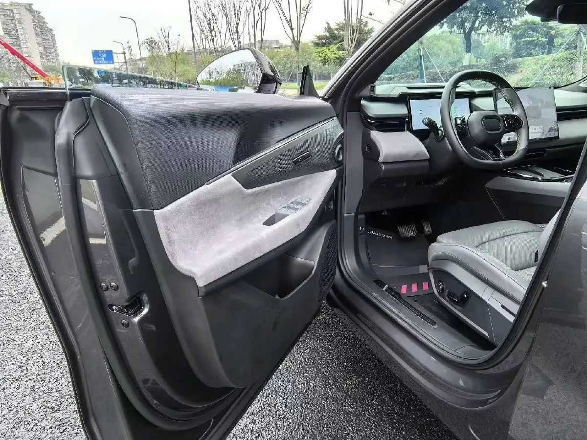 2025 LYNK&CO 08 EM-P 1.5T 163HP L4 3DHT PHEV 39.6/39.8KWH,autocango,china used car exporter,china ev exporter,chinese used car exporter,chinese used ev exporter