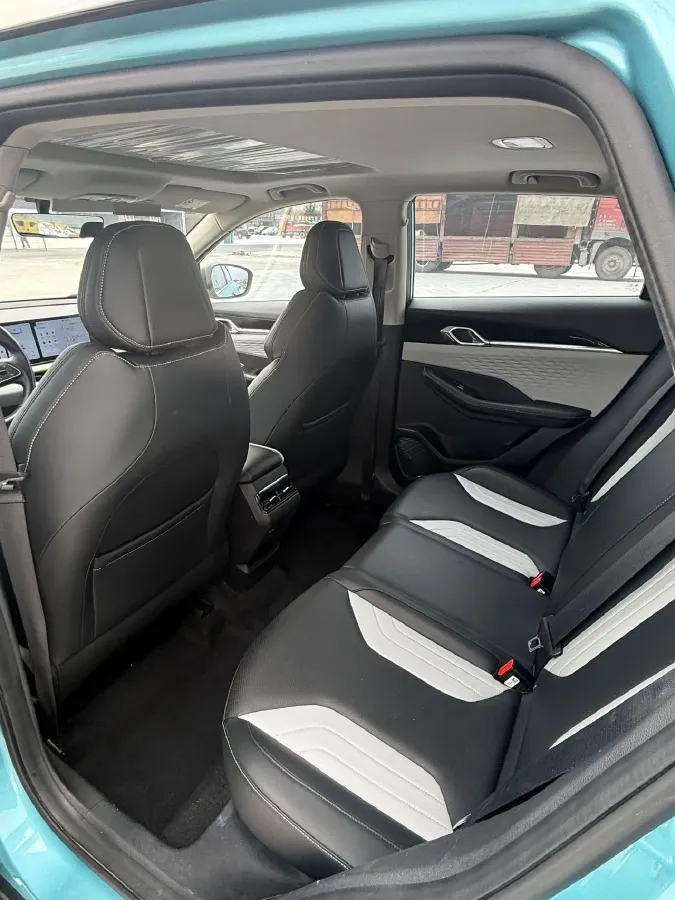 2022 Geely Coolray 1.5T 181HP L4 7DCT,autocango,china used car exporter,china ev exporter,chinese used car exporter,chinese used ev exporter