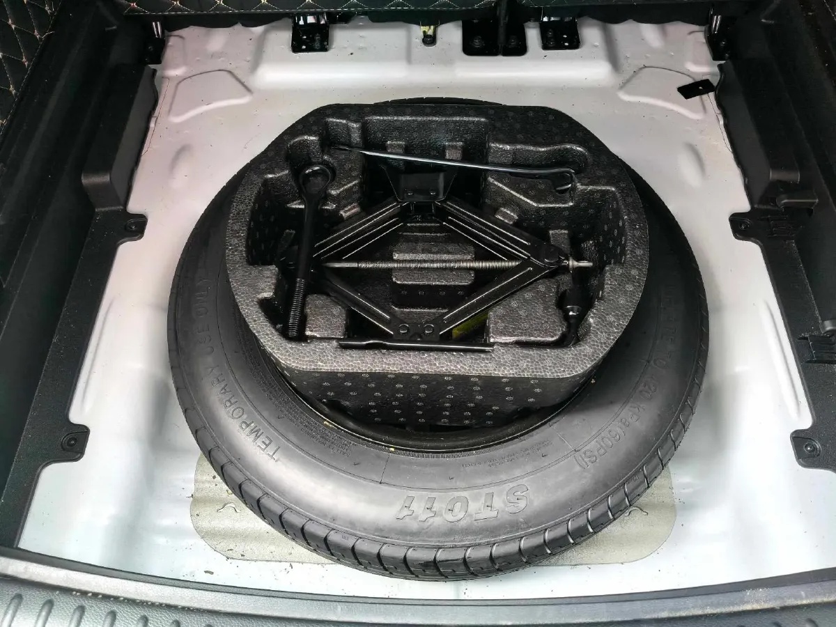 2023 Kia Seltos 1.5L 115HP L4 CVT,autocango,china used car exporter,china ev exporter,chinese used car exporter,chinese used ev exporter