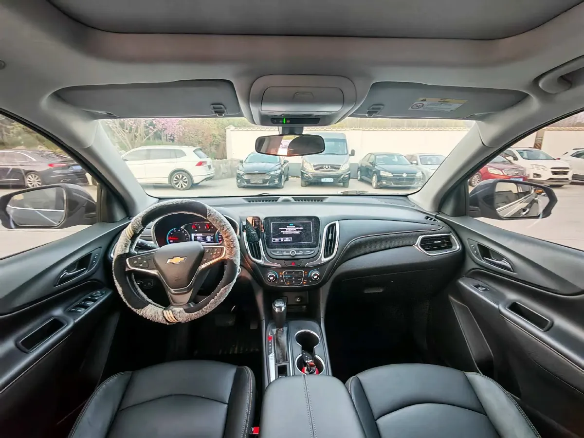 2018 Chevrolet Equinox 1.5T 180HP L4 6AT,autocango,china used car exporter,china ev exporter,chinese used car exporter,chinese used ev exporter