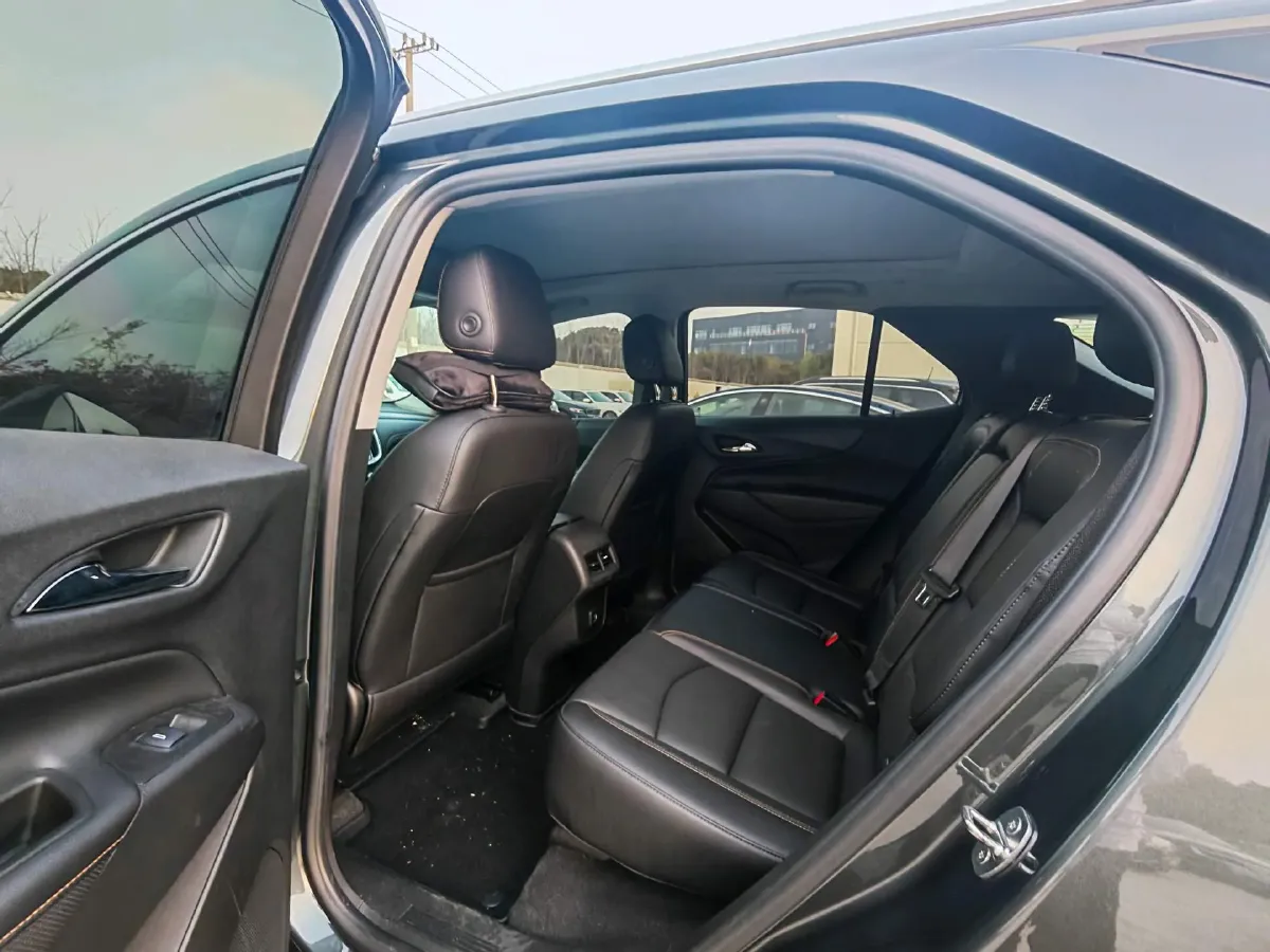 2018 Chevrolet Equinox 1.5T 180HP L4 6AT,autocango,china used car exporter,china ev exporter,chinese used car exporter,chinese used ev exporter