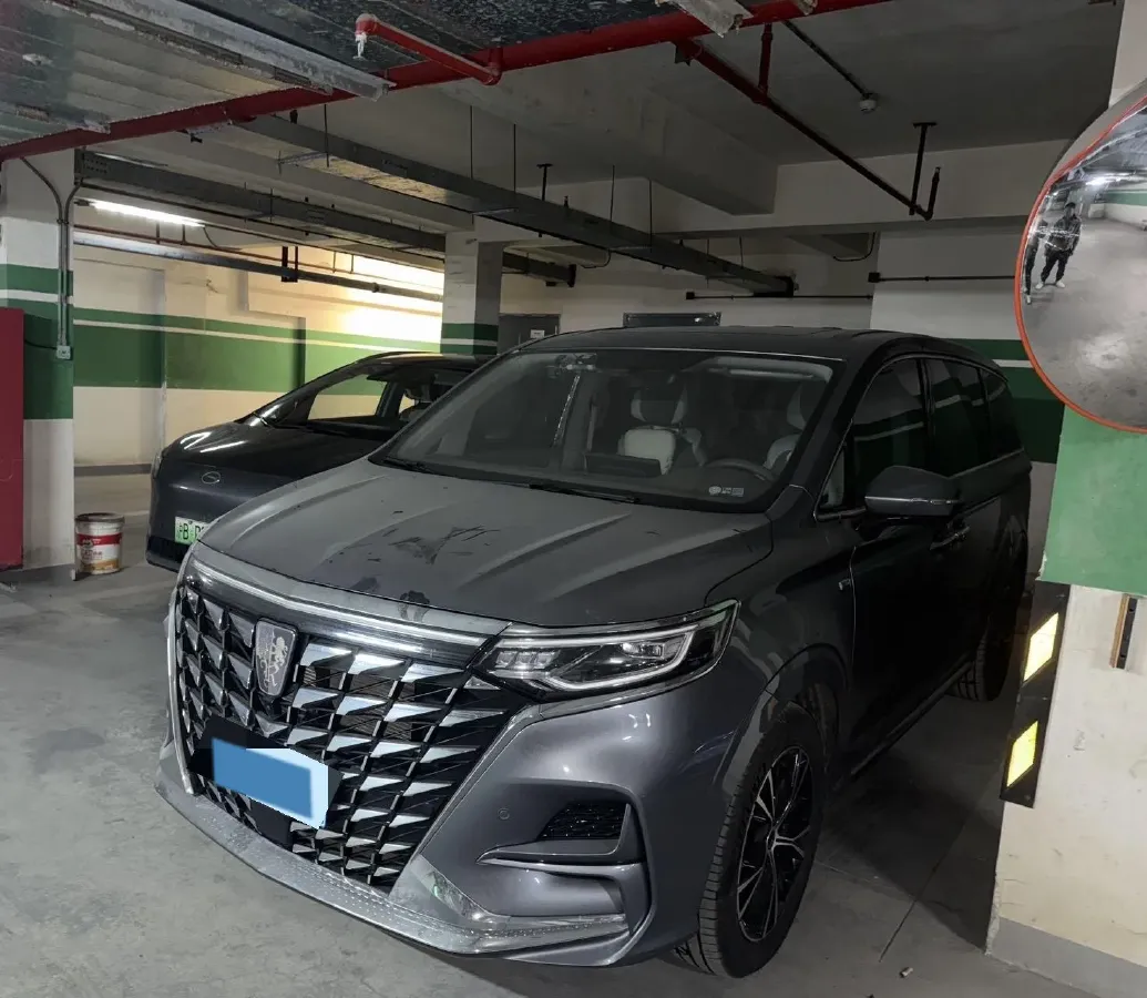 2023 Roewe iMAX8 2.0T 234HP L4 8AT,autocango,china used car exporter,china ev exporter,chinese used car exporter,chinese used ev exporter