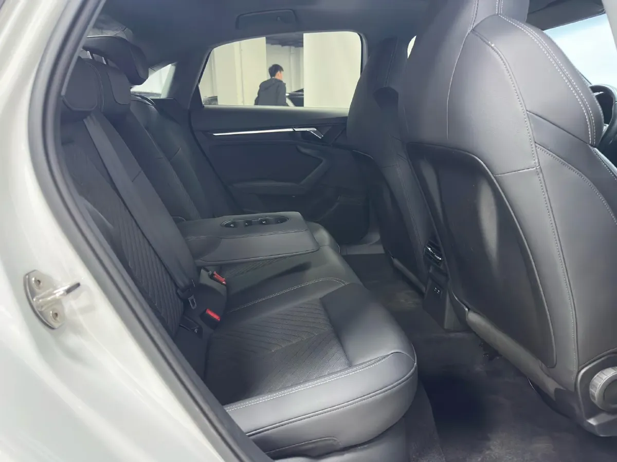 2022 Audi A3 1.4T 150HP L4 7DCT,autocango,china used car exporter,china ev exporter,chinese used car exporter,chinese used ev exporter