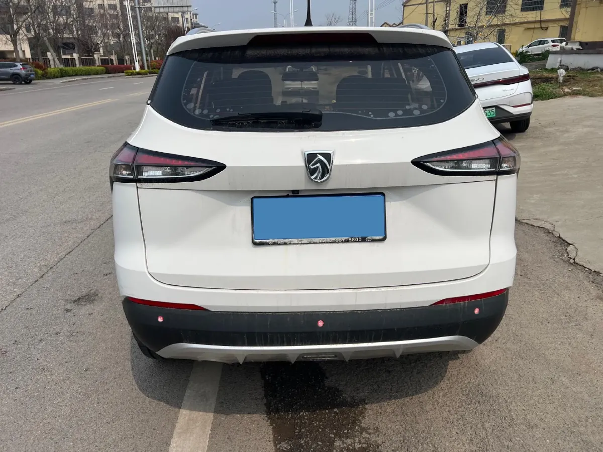 2017 BaoJun 510 1.5L 112HP L4 6MT,autocango,china used car exporter,china ev exporter,chinese used car exporter,chinese used ev exporter