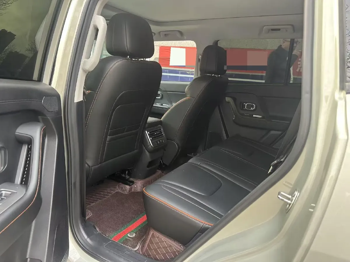 2025 Jetour Traveller 2.0T 254HP L4 7DCT,autocango,china used car exporter,china ev exporter,chinese used car exporter,chinese used ev exporter