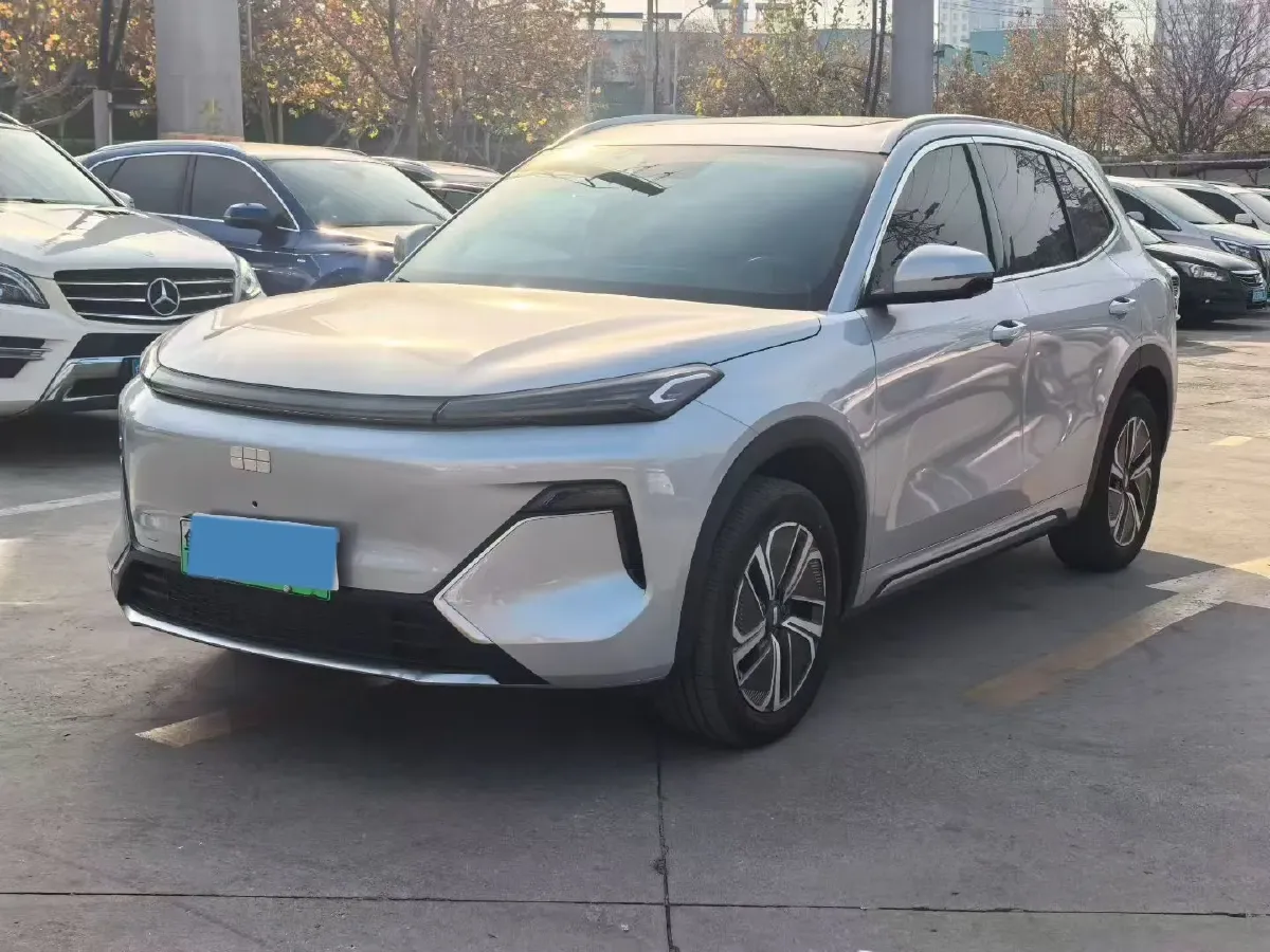 2025 WuLing XingGuangS 1.5L 106HP L4 E-CVT PHEV,autocango,china used car exporter,china ev exporter,chinese used car exporter,chinese used ev exporter