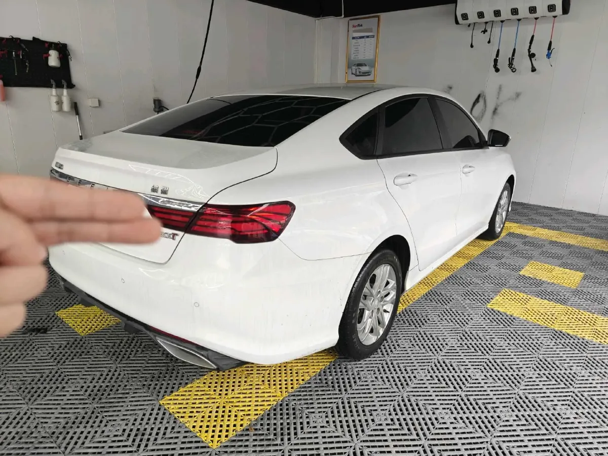 2020 Geely Binray 1.0T 133HP L3 6DCT,autocango,china used car exporter,china ev exporter,chinese used car exporter,chinese used ev exporter