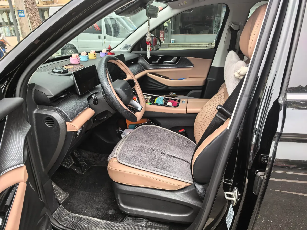 2024 Chery Tiggo8L 2.0T 254HP L4 8AT,autocango,china used car exporter,china ev exporter,chinese used car exporter,chinese used ev exporter