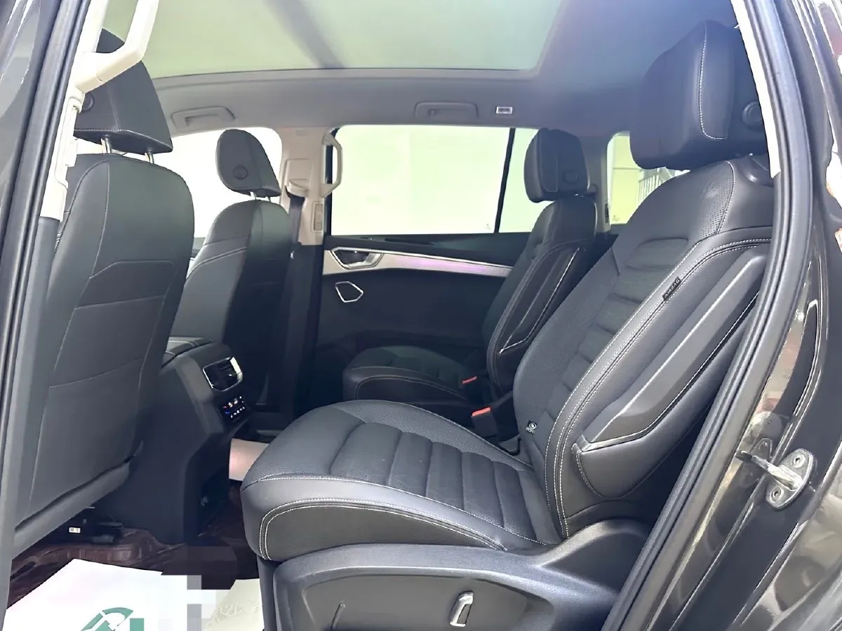 2022 Volkswagen Talagon 2.0T 220HP L4 7DCT,autocango,china used car exporter,china ev exporter,chinese used car exporter,chinese used ev exporter