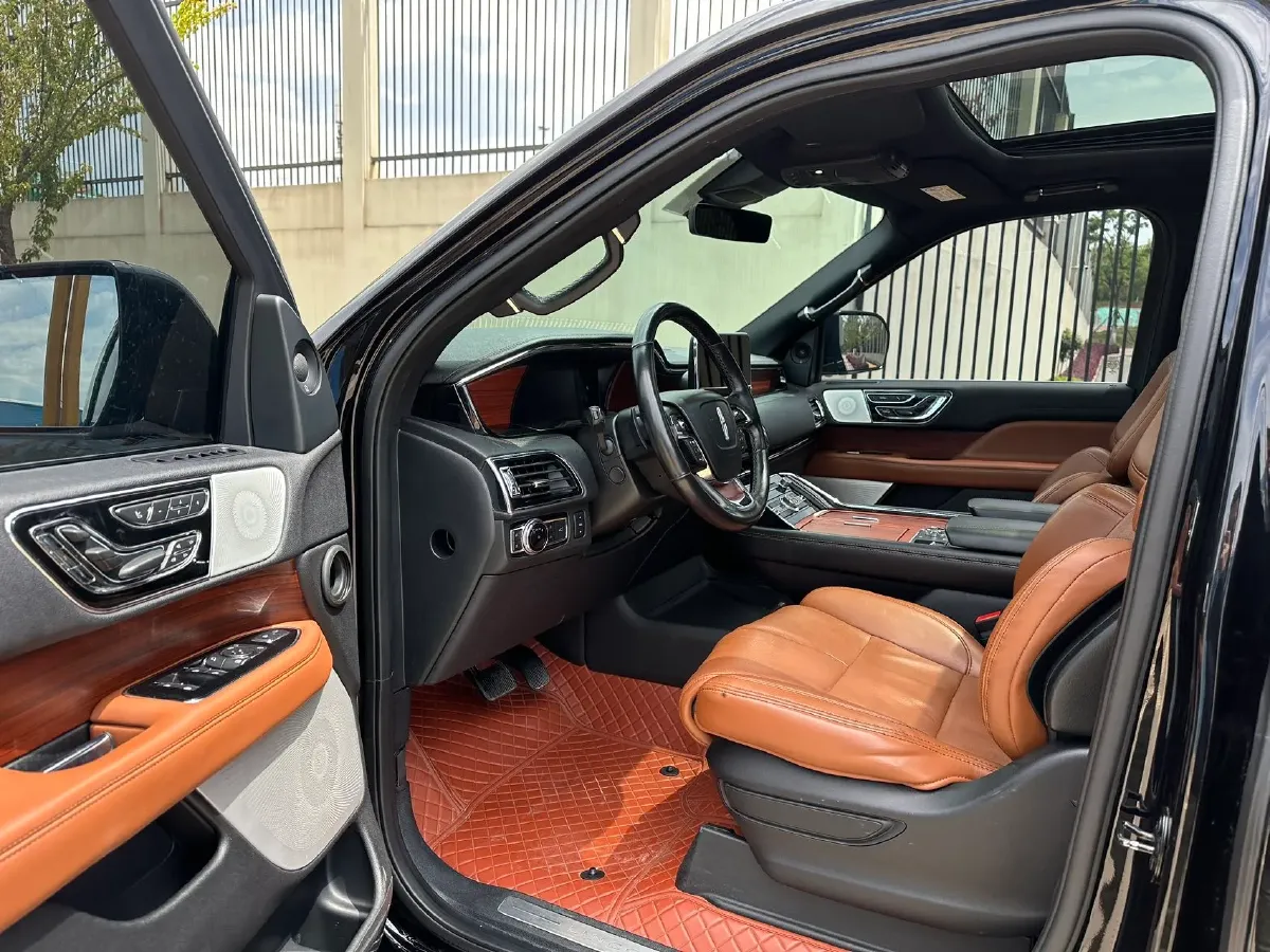 2020 Lincoln Navigator 3.5T 388HP V6 10AT,autocango,china used car exporter,china ev exporter,chinese used car exporter,chinese used ev exporter