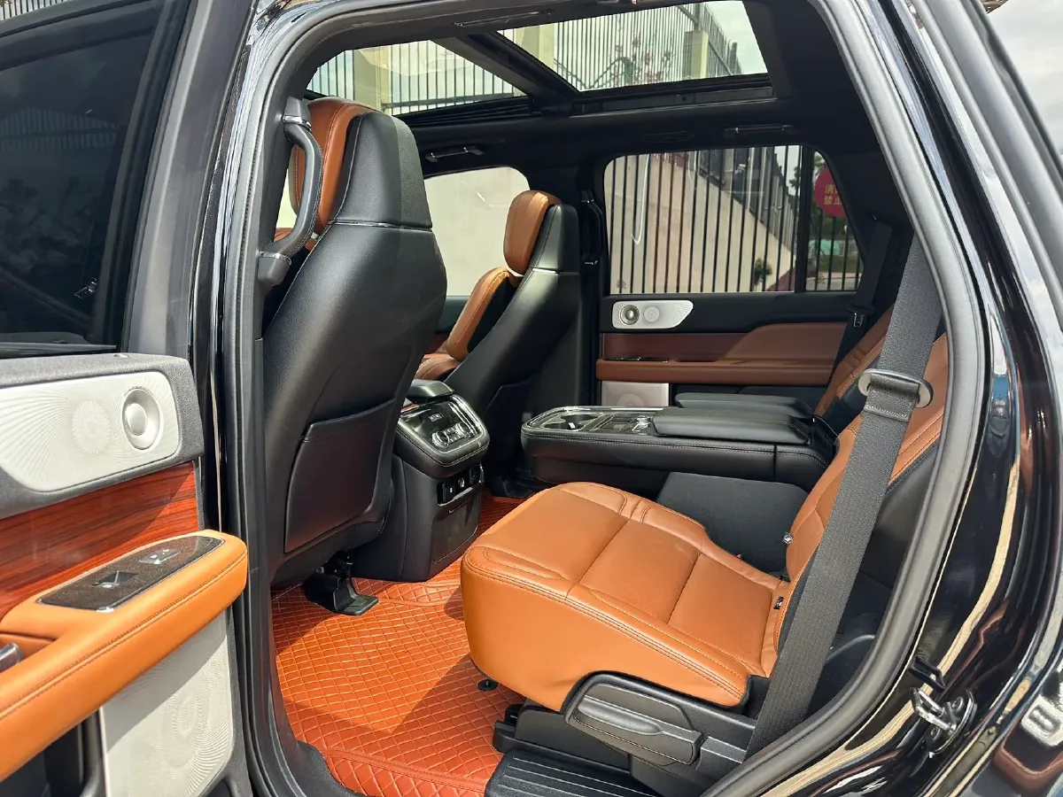 2020 Lincoln Navigator 3.5T 388HP V6 10AT,autocango,china used car exporter,china ev exporter,chinese used car exporter,chinese used ev exporter