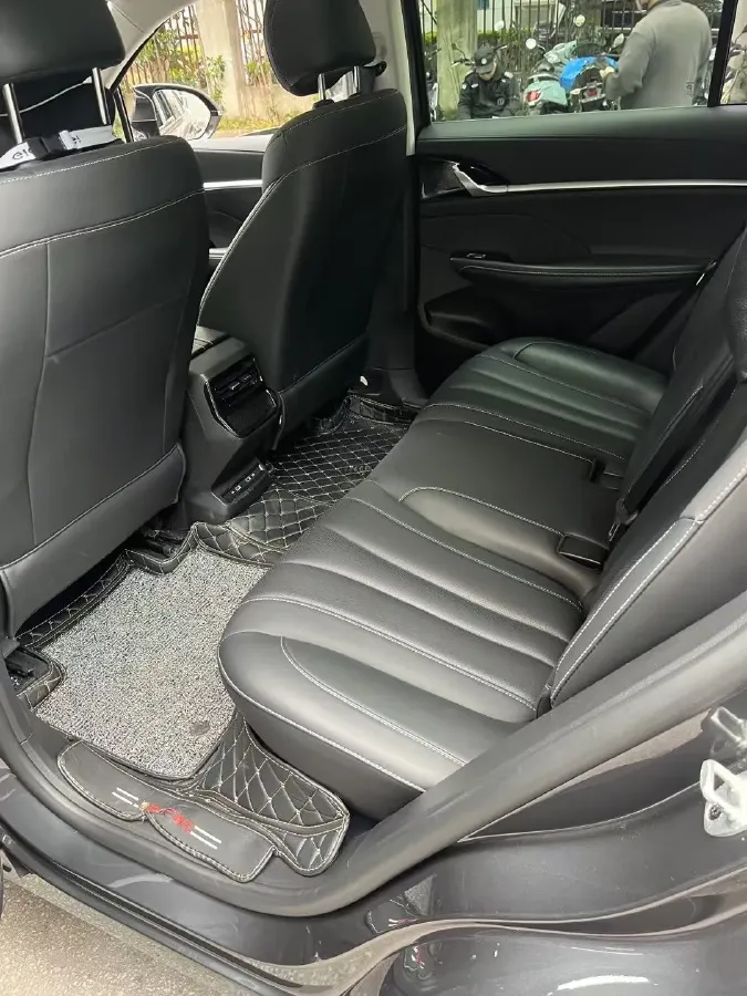 2022 Geely Emgrand GT 1.5T 177HP L3 7DCT PHEV 15.5KWH,autocango,china used car exporter,china ev exporter,chinese used car exporter,chinese used ev exporter