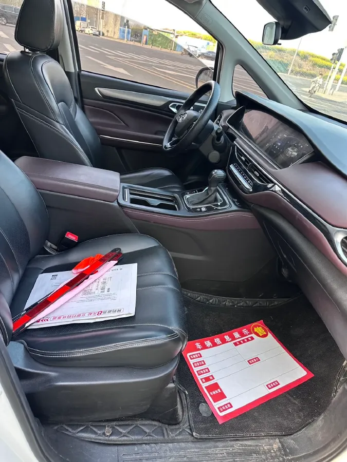 2021 GAC Trumpchi M6 1.5T 169HP L4 7DCT,autocango,china used car exporter,china ev exporter,chinese used car exporter,chinese used ev exporter