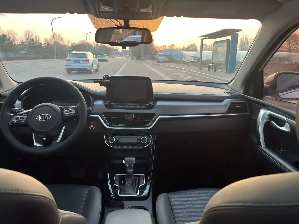 2018 Kia Sportage R 2.0L 160HP L4 6AT,autocango,china used car exporter,china ev exporter,chinese used car exporter,chinese used ev exporter