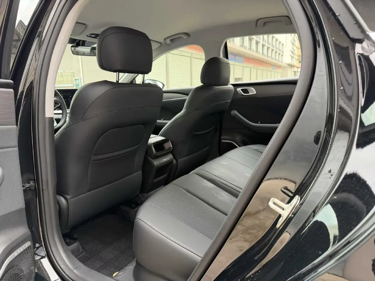 2026 Geely Emgrand 1.5L 120HP L4 CVT,autocango,china used car exporter,china ev exporter,chinese used car exporter,chinese used ev exporter