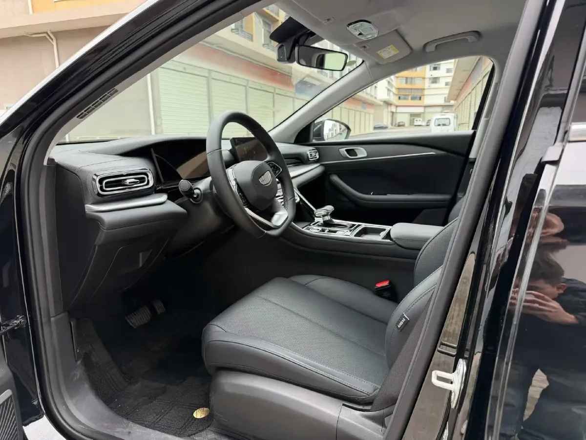 2026 Geely Emgrand 1.5L 120HP L4 CVT,autocango,china used car exporter,china ev exporter,chinese used car exporter,chinese used ev exporter