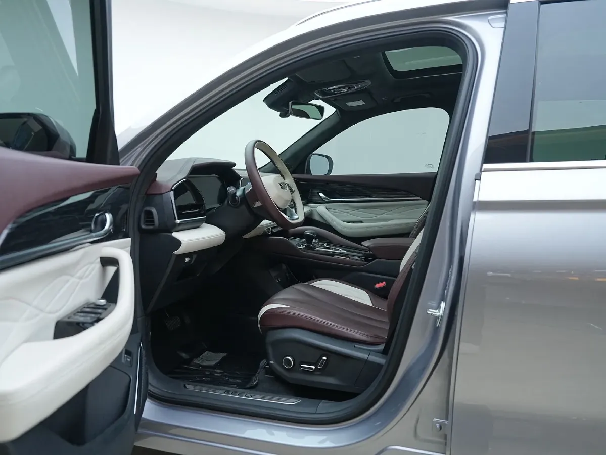 2021 Geely Monjaro 2.0T 238HP L4 8AT,autocango,china used car exporter,china ev exporter,chinese used car exporter,chinese used ev exporter