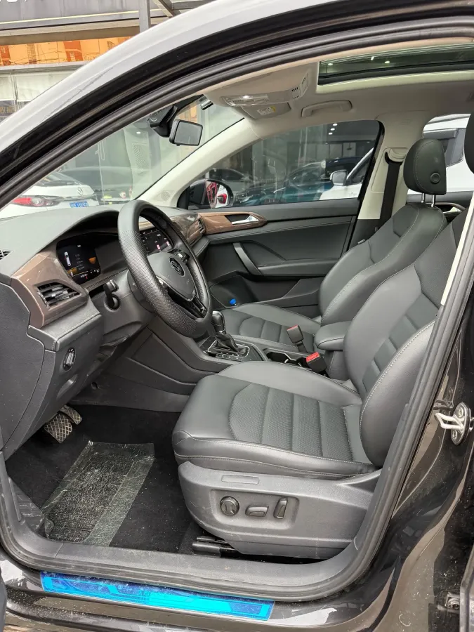 2022 Volkswagen Tharu 1.4T 150HP L4 7DCT,autocango,china used car exporter,china ev exporter,chinese used car exporter,chinese used ev exporter