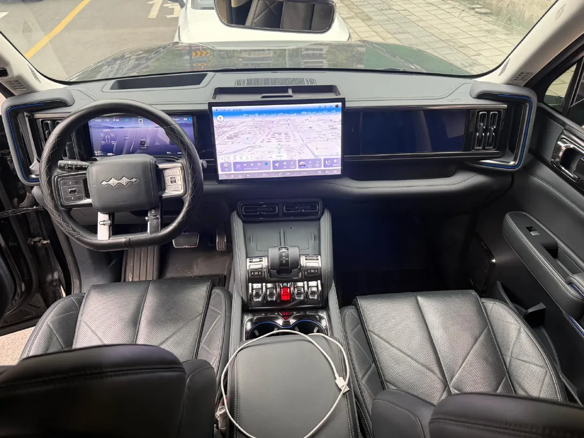 2023 FangChengBao Bao 5 1.5T 194HP L4 E-CVT PHEV 31.8KWH,autocango,china used car exporter,china ev exporter,chinese used car exporter,chinese used ev exporter