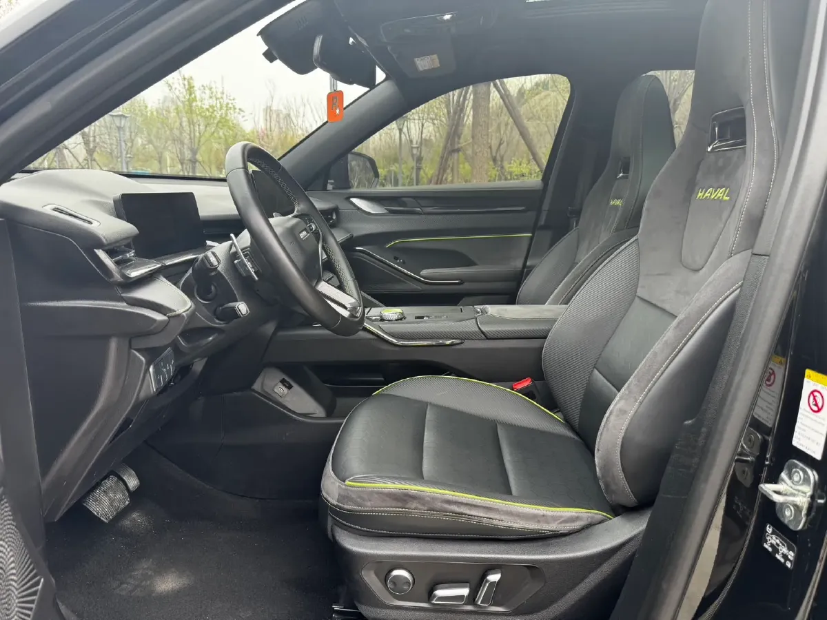 2022 Haval H6S 2.0T 211HP L4 7DCT,autocango,china used car exporter,china ev exporter,chinese used car exporter,chinese used ev exporter