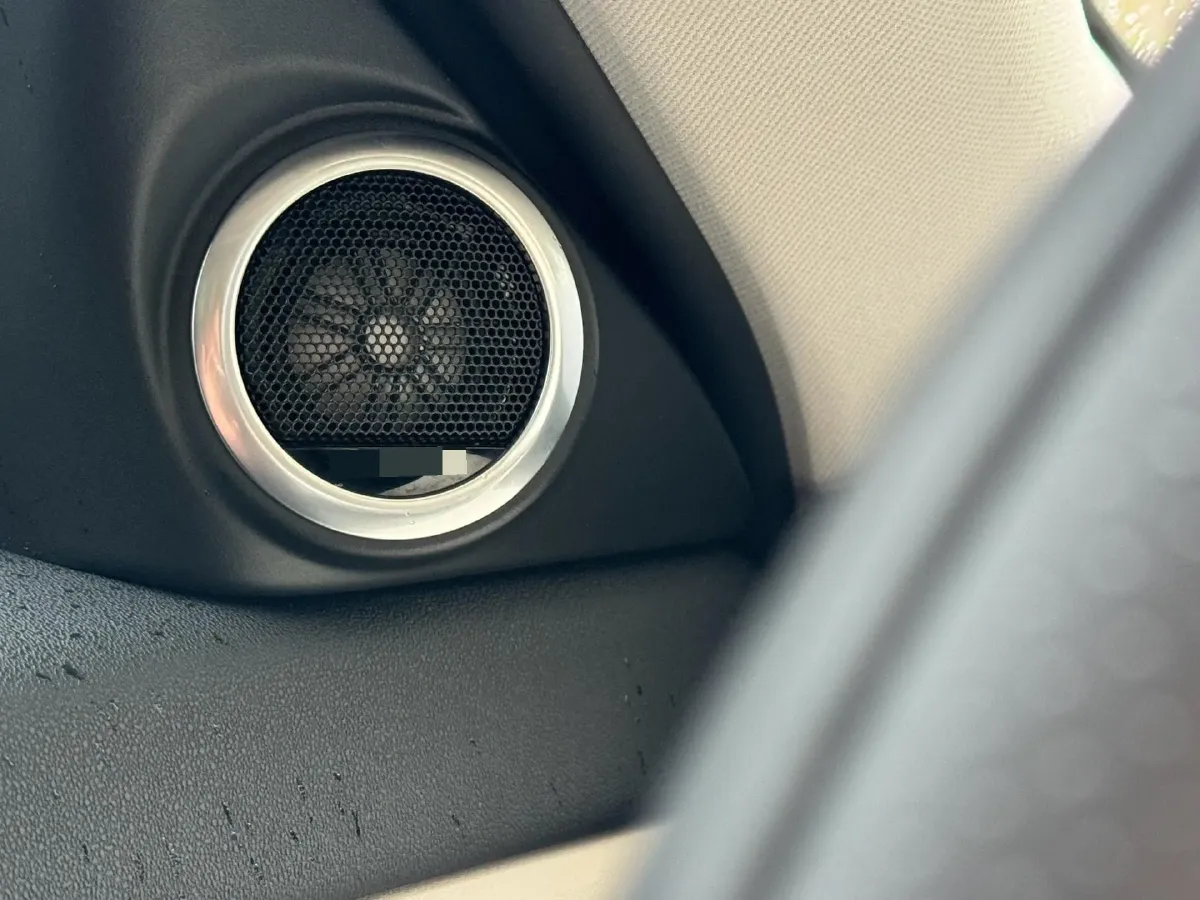 2021 Land Rover Range Rover Evoque 2.0T 249HP L4 9AT,autocango,china used car exporter,china ev exporter,chinese used car exporter,chinese used ev exporter