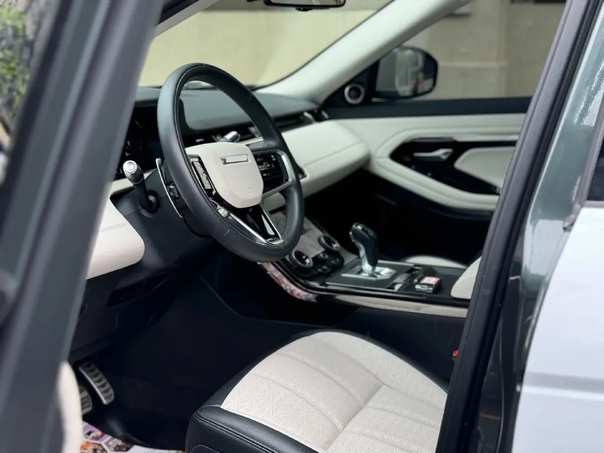 2021 Land Rover Range Rover Evoque 2.0T 249HP L4 9AT,autocango,china used car exporter,china ev exporter,chinese used car exporter,chinese used ev exporter