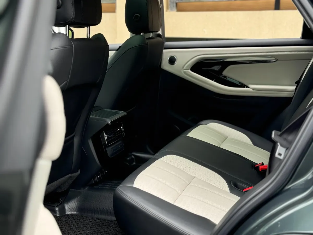 2021 Land Rover Range Rover Evoque 2.0T 249HP L4 9AT,autocango,china used car exporter,china ev exporter,chinese used car exporter,chinese used ev exporter