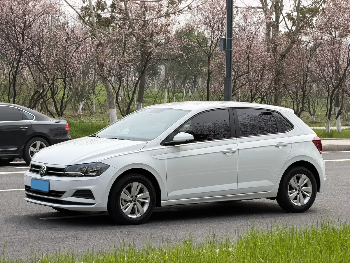 2023 Volkswagen Polo 1.5L 110HP L4 6AT,autocango,china used car exporter,china ev exporter,chinese used car exporter,chinese used ev exporter