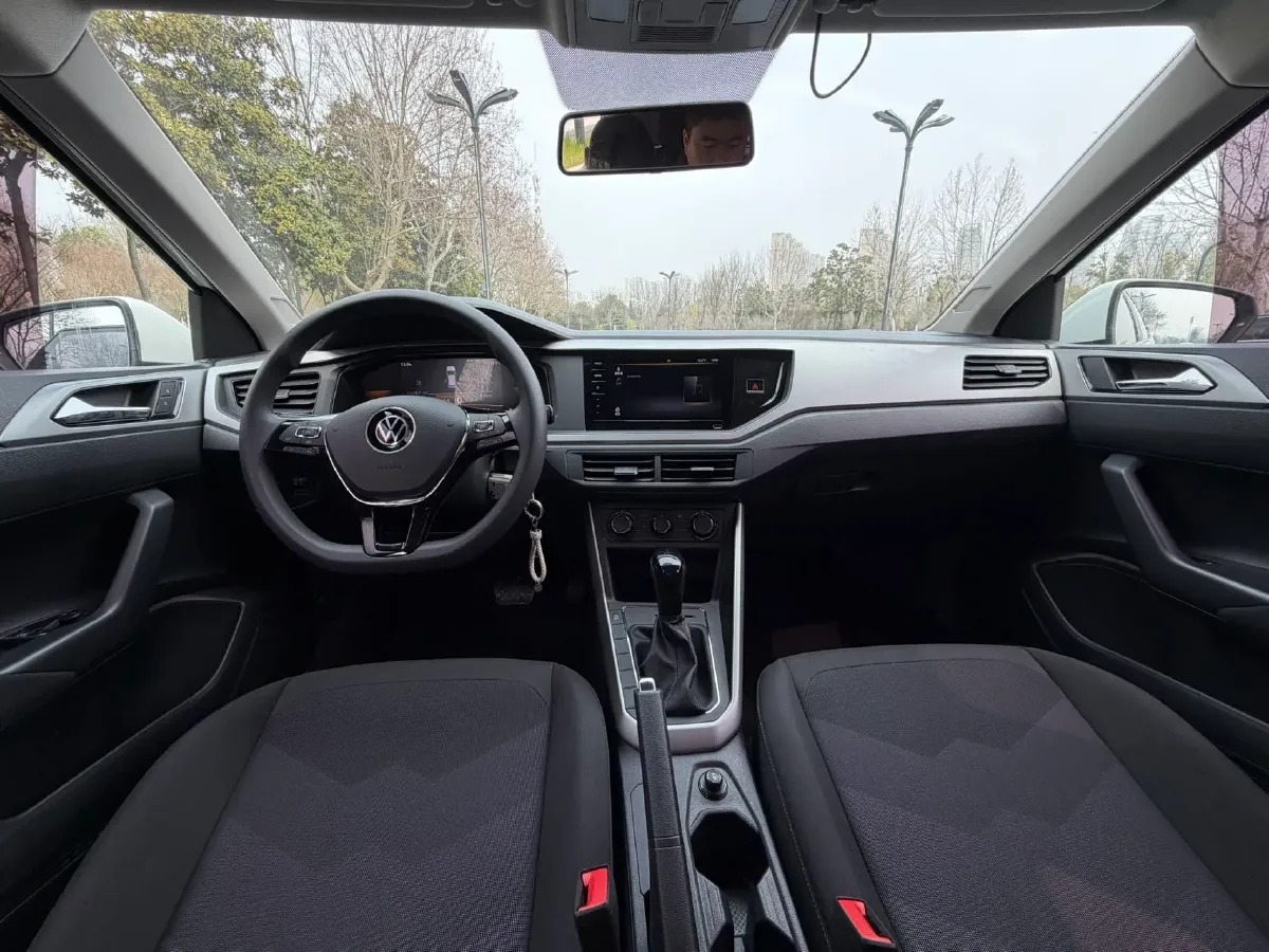 2023 Volkswagen Polo 1.5L 110HP L4 6AT,autocango,china used car exporter,china ev exporter,chinese used car exporter,chinese used ev exporter