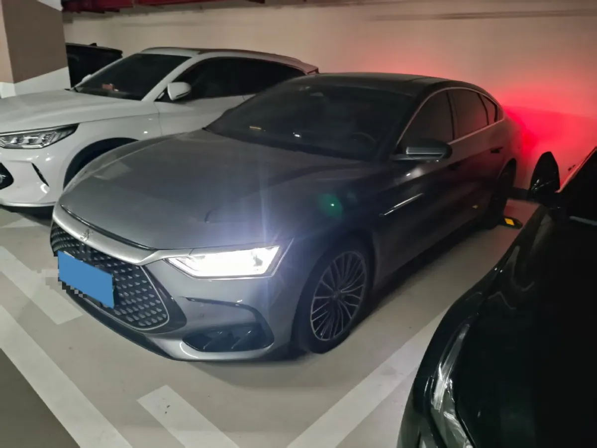 2022 Volkswagen Tiguan L 2.0T 186HP L4 7DCT,autocango,china used car exporter,china ev exporter,chinese used car exporter,chinese used ev exporter