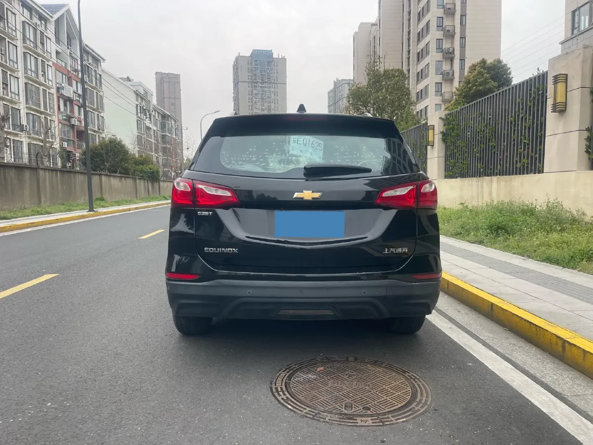 2019 Chevrolet Equinox 1.5T 169HP L4 6AT,autocango,china used car exporter,china ev exporter,chinese used car exporter,chinese used ev exporter
