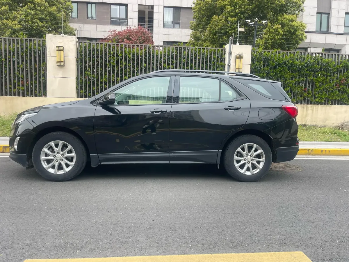 2019 Chevrolet Equinox 1.5T 169HP L4 6AT,autocango,china used car exporter,china ev exporter,chinese used car exporter,chinese used ev exporter