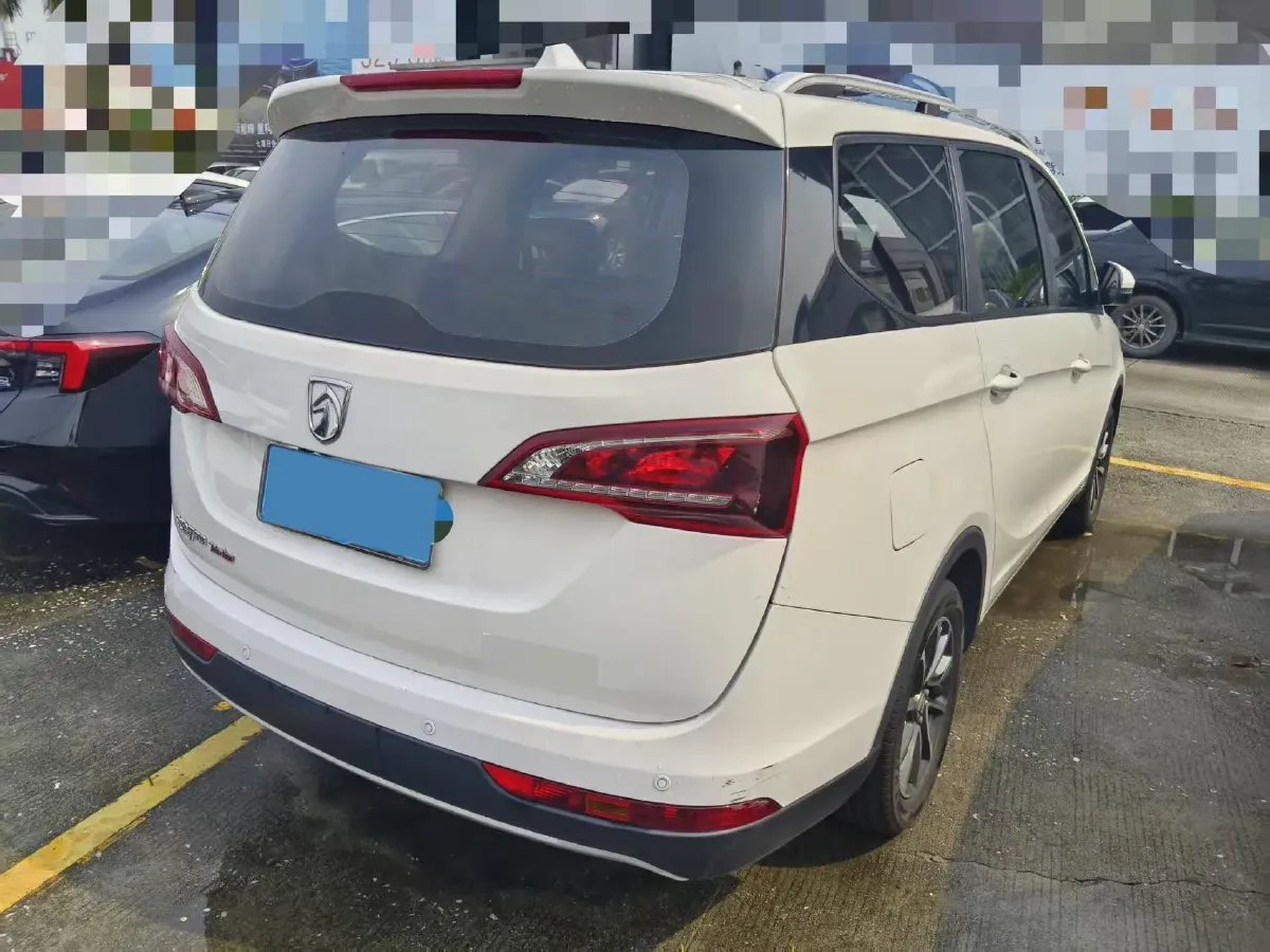 2019 BaoJun 730 1.5T 147HP L4 CVT,autocango,china used car exporter,china ev exporter,chinese used car exporter,chinese used ev exporter