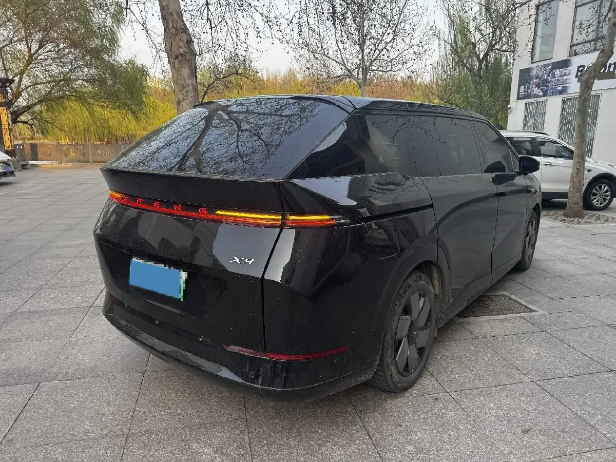 2024 Xpeng X9 BEV 101.5KWH,autocango,china used car exporter,china ev exporter,chinese used car exporter,chinese used ev exporter