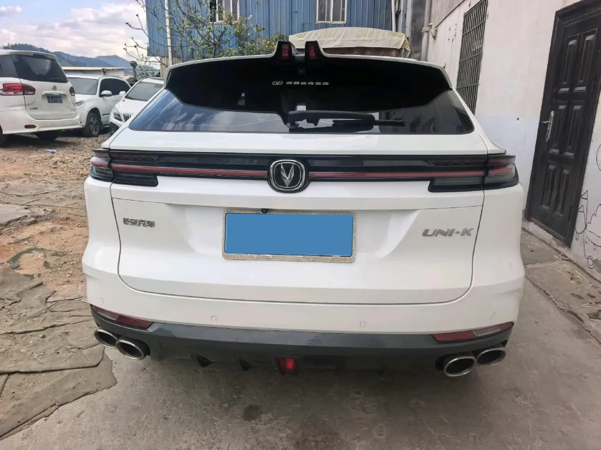 2021 ChangAn UNI-K 2.0T 233HP L4 8AT,autocango,china used car exporter,china ev exporter,chinese used car exporter,chinese used ev exporter