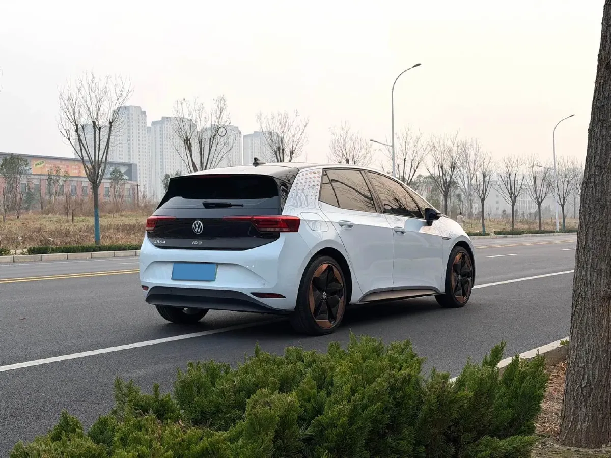 2022 Volkswagen ID.3 BEV 57.3KWH,autocango,china used car exporter,china ev exporter,chinese used car exporter,chinese used ev exporter