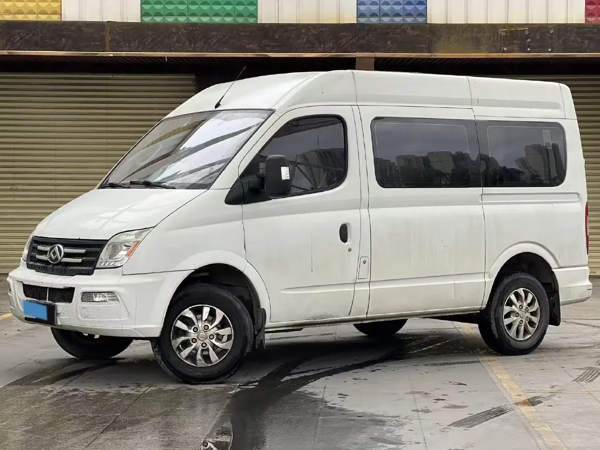 2021 MAXUS XinTu V80 2.0T 139HP L4 6MT,autocango,china used car exporter,china ev exporter,chinese used car exporter,chinese used ev exporter