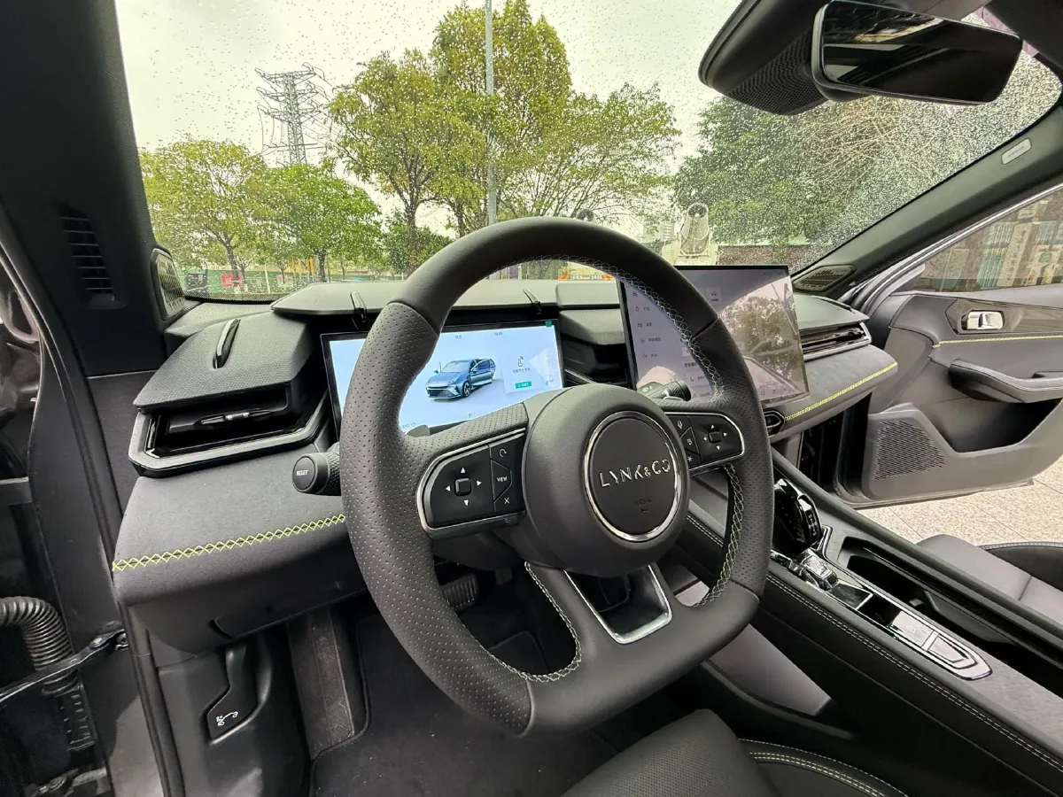 2025 LYNK&CO 03 1.5T 181HP L4 7DCT,autocango,china used car exporter,china ev exporter,chinese used car exporter,chinese used ev exporter