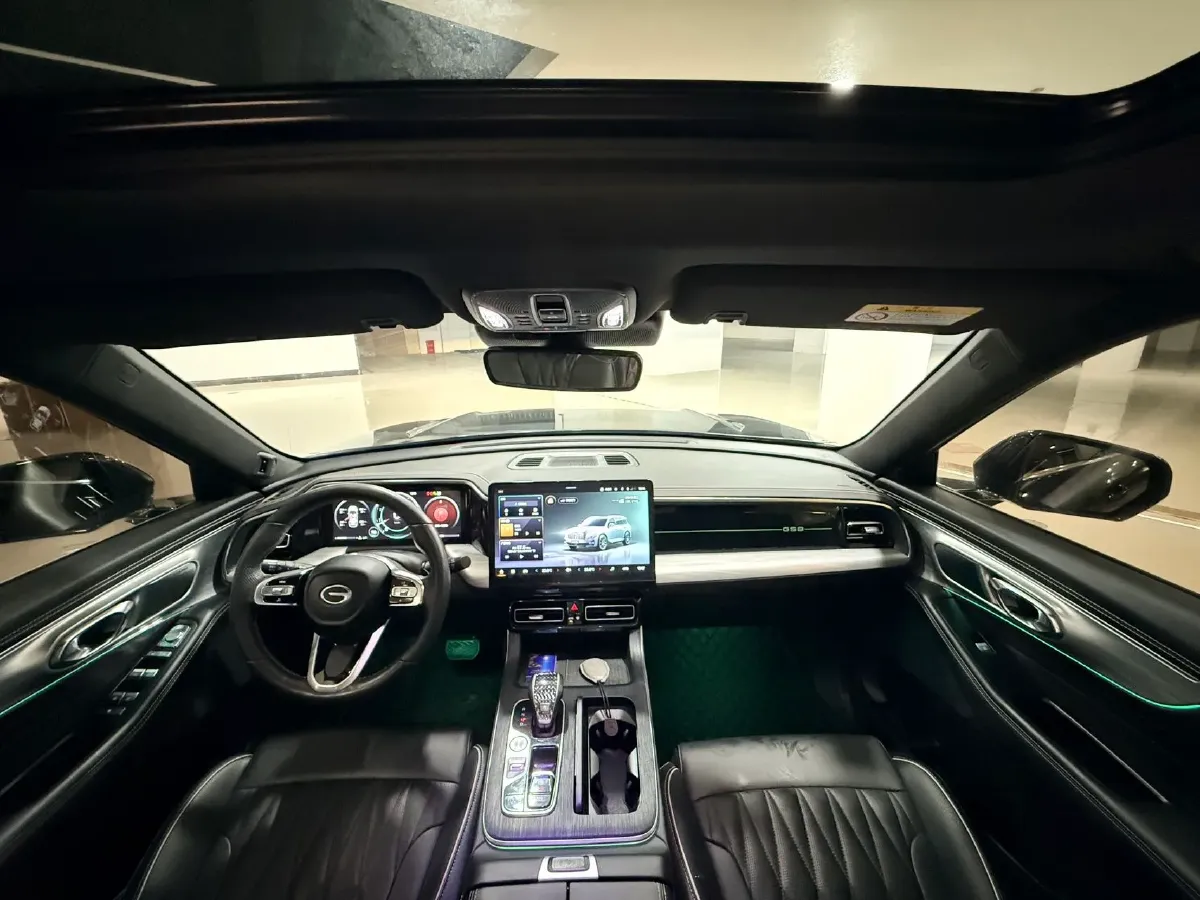 2022 GAC Trumpchi GS8 2.0T 252HP L4 8AT,autocango,china used car exporter,china ev exporter,chinese used car exporter,chinese used ev exporter