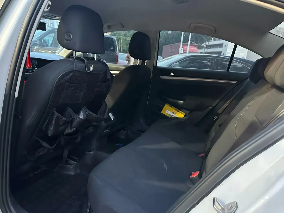 2019 Bestune T77 1.2T 143HP L4 7DCT,autocango,china used car exporter,china ev exporter,chinese used car exporter,chinese used ev exporter