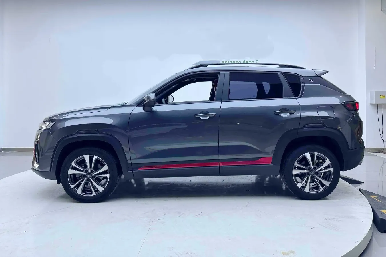 2023 ChangAn CS35 Plus 1.4T 160HP L4 7DCT,autocango,china used car exporter,china ev exporter,chinese used car exporter,chinese used ev exporter