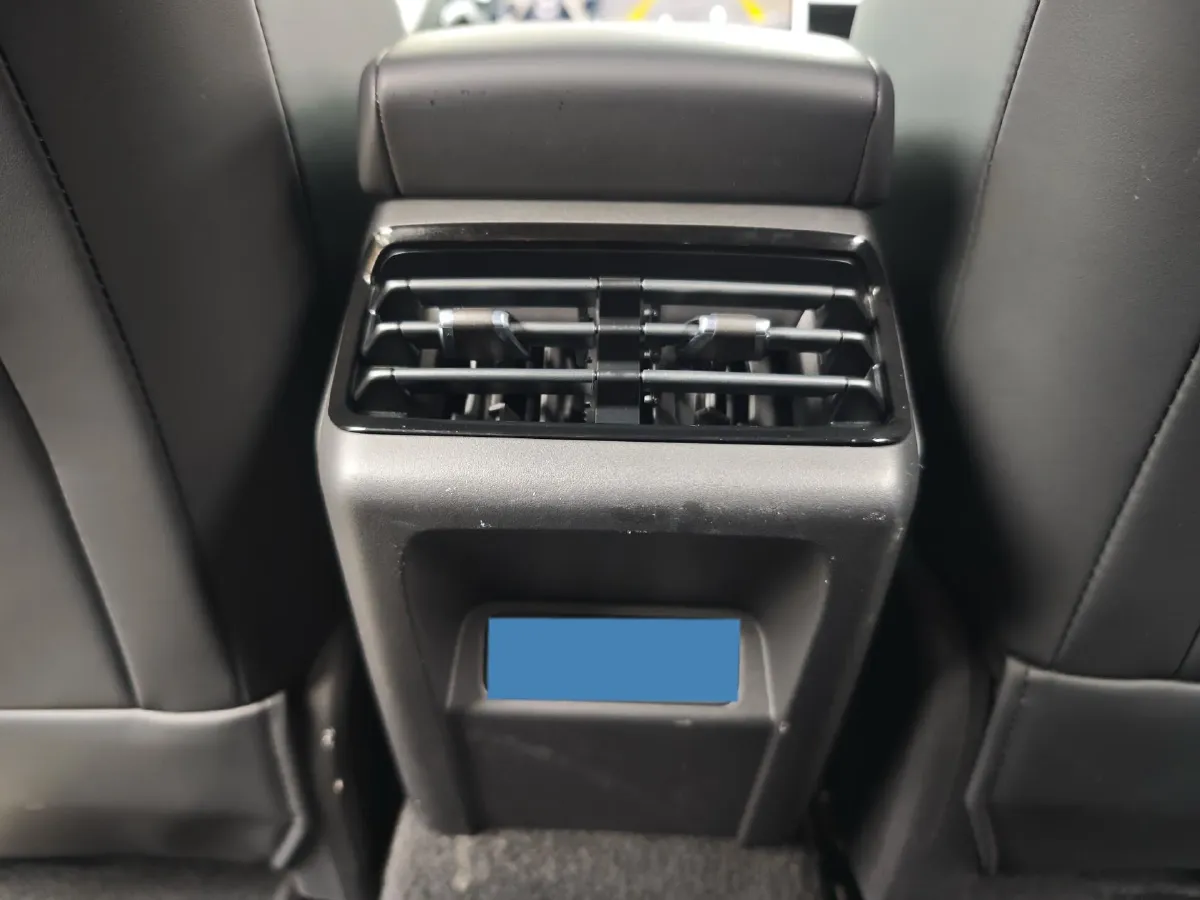 2025 LYNK&CO 03 1.5T 181HP L4 7DCT,autocango,china used car exporter,china ev exporter,chinese used car exporter,chinese used ev exporter